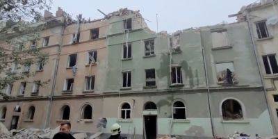Ракетный удар РФ по дому во Львове: одна семья не выходит на связь, в районе нет света — ОВА