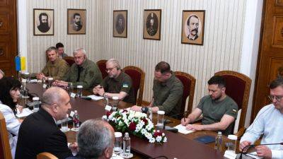 Зеленский провел переговоры в Софии с руководителями Болгарии
