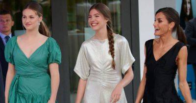 В элегантных нарядах: королева Летиция вышла в свет со взрослыми дочками