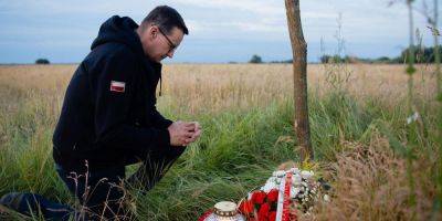 Премьер-министр Польши приехал в Украину почтить память жертв Волынской трагедии — фото