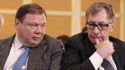 Зеленский ввел санкции против акционеров Альфа-банка и структур группы