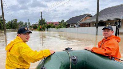 На Прикарпатье после дождя затопило 600 домов
