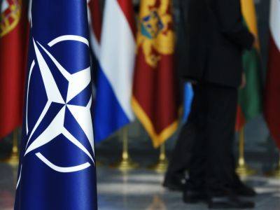 Экс-главнокомандующие стран НАТО призывают определить дорожную карту вступления Украины в блок