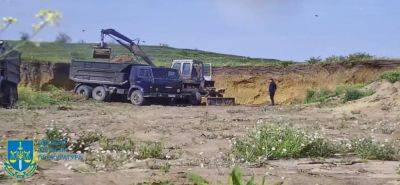 В Одесской области будут судить четырех человек за незаконную добычу песка