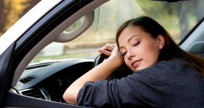 Из-за этого возникают аварии и несчастные случаи: как не заснуть за рулем. Методы отвлечения