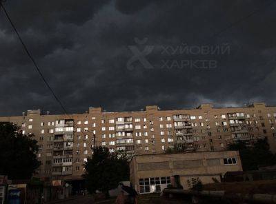 Харьков тонет: в соцсетях публикуют видео рекордного дождя в городе