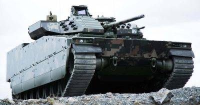 "Готовы к бою": Резников показал БМП CV-90, которые Швеция передала Украине (видео)
