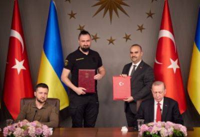 Украина и Турция подписали Меморандум о производстве БПЛА в Украине