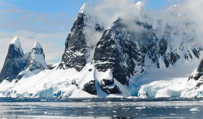 Ученые предупреждают об гигантских цунами из Антарктиды