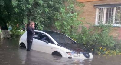 Если авто ушло под воду после ливня: украинцам рассказали, что делать – пошаговая инструкция