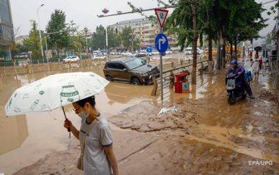 В Пекине из-за сильных ливней погибли 11 человек