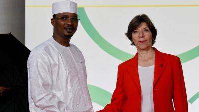 Президент Чада прилетел с посреднической миссией в Нигер