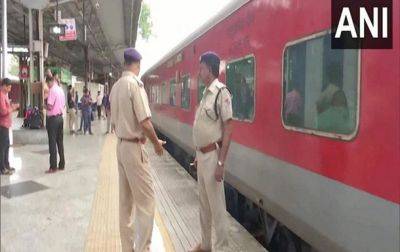 В Индии констебль стрелял в поезде: четверо погибших