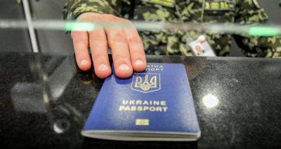 Некоторые украинцы могут выехать за границу, несмотря на запрет: юристы объяснили, как это сделать