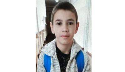 13-летний Петр вышел из дома и до сих пор не вернулся, родные молят о помощи: приметы пропавшего