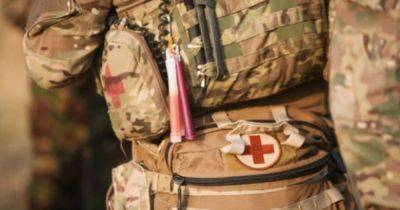 Спасли боевых товарищей: в МВД рассказали о подвиге медика из "Гвардии Наступления" (видео)