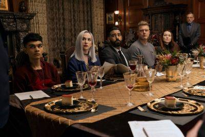 Netflix поделился кадрами сериала «Падение дома Ашеров» по рассказу Эдгара Аллана По – он выйдет 12 октября