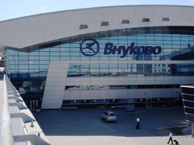 В москве закрыли аэропорт "внуково": СМИ сообщают о пролете неизвестного объекта в районе
