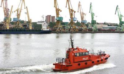 Клайпедский порт собирается купить два гибридных лоцманских катера