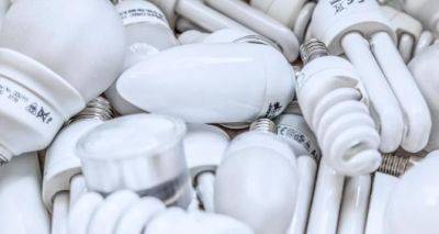 В Украине изменили условия программы обмена ламп накаливания на энергосберегающие.