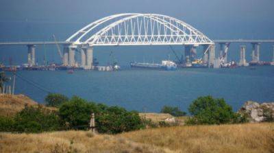 В районе Крымского моста снова раздались взрывы