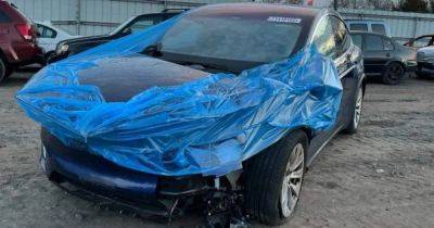 Разбитая и списанная в США Tesla "ожила" через год в Украине (фото)