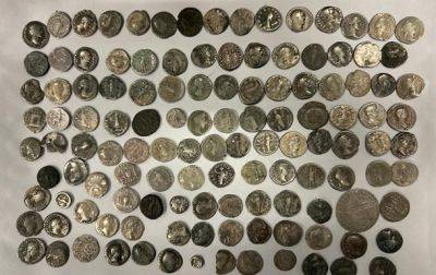 Из Украины пытались вывезти коллекцию старинных монет - korrespondent.net - Украина - Румыния - Эстония - Польша - Львовская обл.