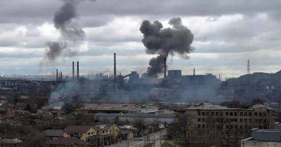 "Есть прилет": под оккупированным Мариуполем прогремели взрывы (фото)