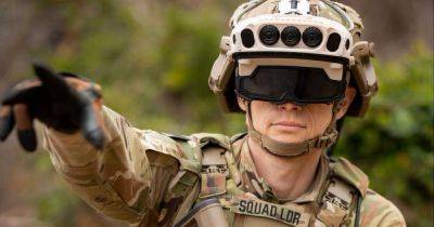 Военные испытывают новые очки-компьютеры: как их будут применять на поле боя (видео)