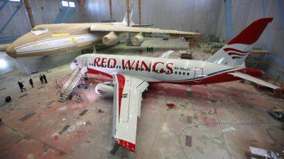 Сразу два "Боинга" авиакомпании Red Wings вышли из строя