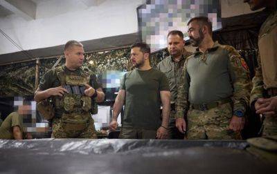 Зеленский посетил штабы бригад на Донбассе