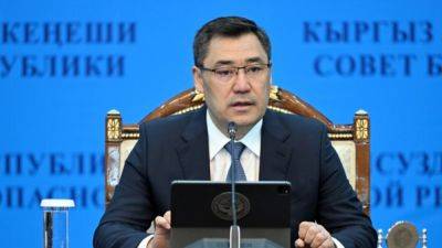 Глава Кыргызстана подписал закон о запрете "пропаганды ЛГБТ"