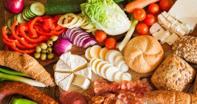 Беларусь в продовольственном сегменте рынка обеспечивает себя почти по всем товарным группам
