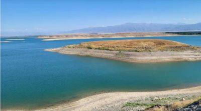Кыргызстан остановил подачу поливной воды в Казахстан