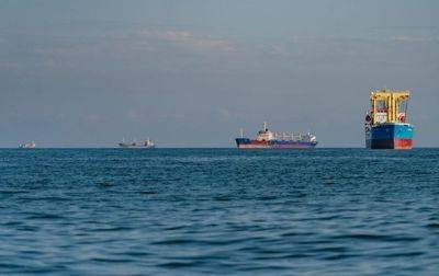 Появилось видео захвата РФ судна в Черном море