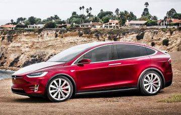 Tesla выпустила более дешевые версии Model S и Model X