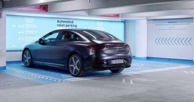 Mercedes - Новый электрокар Mercedes научили самостоятельно заезжать на стоянку и парковаться (видео) - focus.ua - Украина - Германия