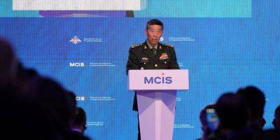 Министр обороны Китая предостерег от «игры с огнем» вокруг Тайваня во время визита в Россию