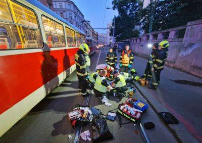В Праге пешеход попал под трамвай