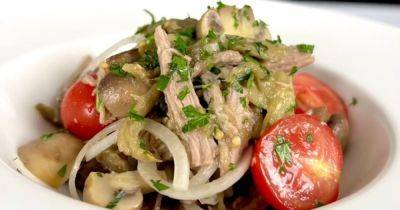 Салат с запеченными баклажанами: рецепт от кулинарного гуру из Одессы (видео)