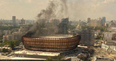 В российском Екатеринбурге вспыхнула ледовая арена (ФОТО, ВИДЕО)