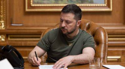 Зеленский подписал указ об увольнении всех областных военкомов