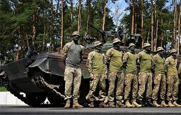 Украинские военные проходят учения на Leopard 1A5 под Берлином