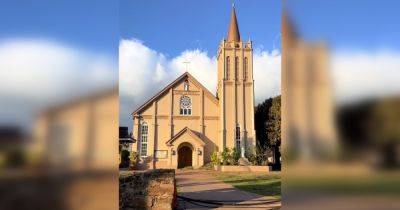 "Похоже на чудо": 150-летняя церковь уцелела во время пожаров на Гавайях (видео)