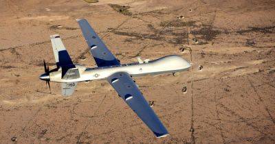 Операторы учатся управлять боевыми дронами через спутники: что это изменит