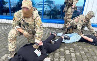 Разоблачена банда рэкетиров, прикрывавшаяся статусом военных - korrespondent.net - США - Украина - Львовская обл.