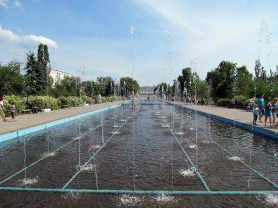 В Северодонецке включили фонтаны, но есть "но" (видео)