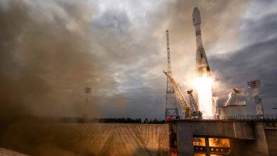 "Роскосмос" сообщил о нештатной ситуации на борту "Луны-25"