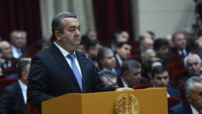 Глава Минсельхоза Таджикистана наблюдает за ценами на рынках Душанбе