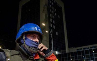 В ГСЧС показали последствия ночной атаки на Киев